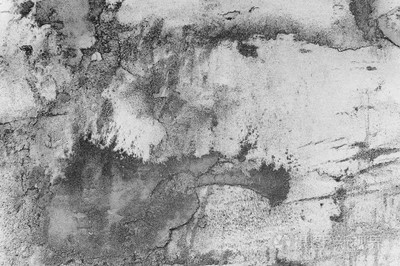 与磨擦和裂缝的墙壁片段